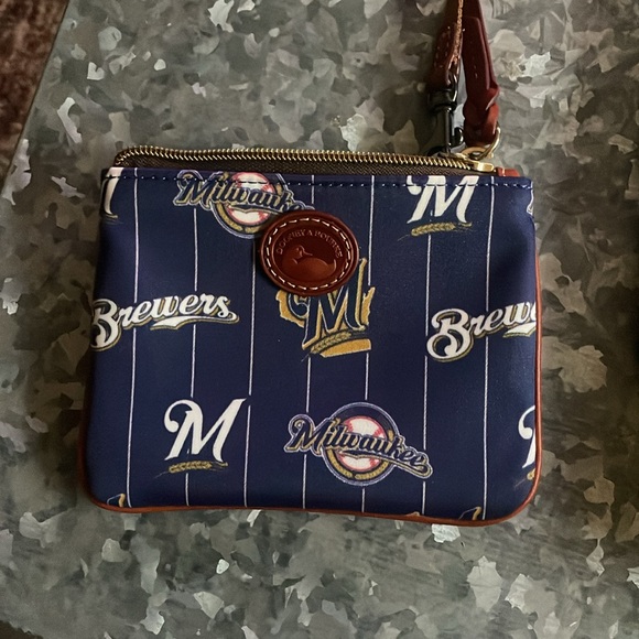 Milwaukee Brewers Dooney & Bourke Addison Tote NWT - Picture 5 of 9